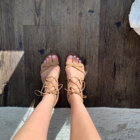 Worn twice Sam Edelman gladiator sandals - Picture 3 of 5
